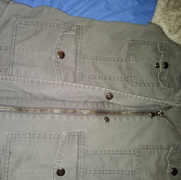 Jacket - Picture 2 of 3